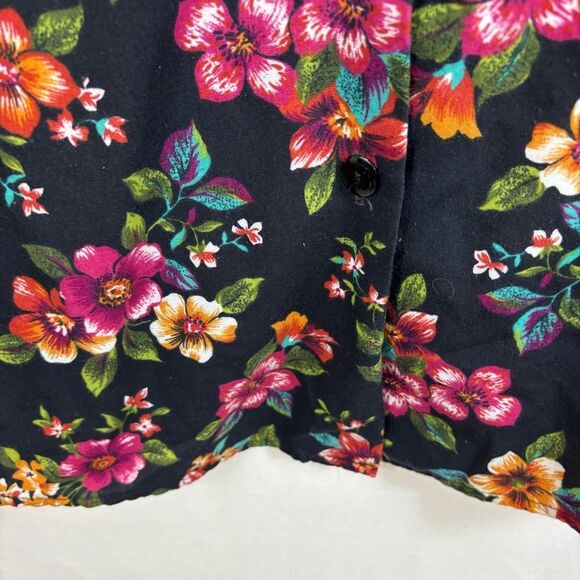Vintage Cristin Stevens Black and Floral Sleeveless Button Down Blouse‎ Large - Picture 9 of 11